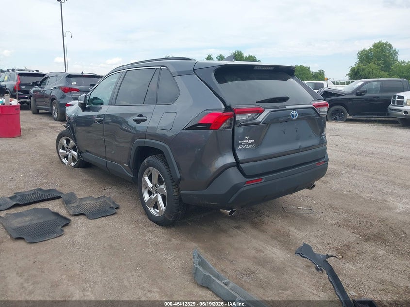 2021 Toyota Rav 4 VIN 4T3B6RFV4MU040999 IAAI salvage auction — FRONT END, Salvage (Iowa), sold $10,100 on 2026-07-28 (photo 3)