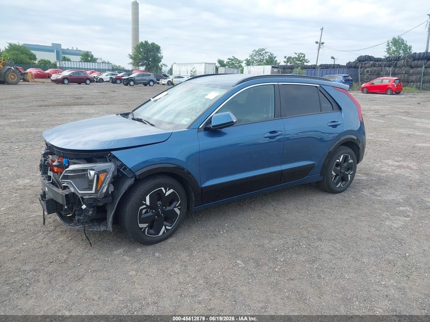 2023 Kia Niro VIN KNDCR3L15P5053573 IAAI salvage auction — FRAME DAMAGE, Salvage Title, sold $4,400 on 2026-07-31 (photo 2)