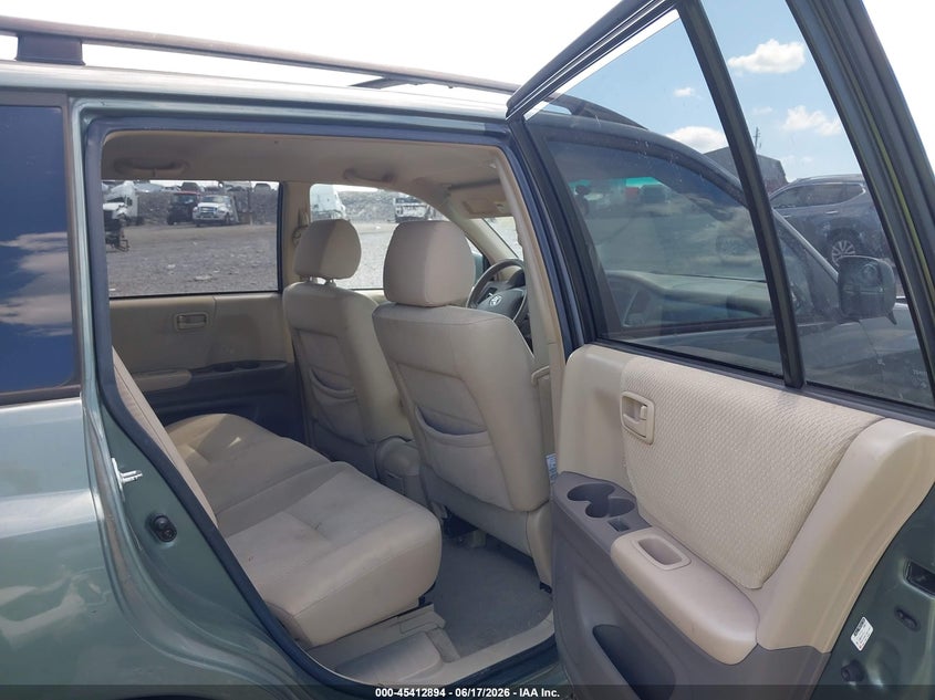 2006 Toyota Highlander VIN JTEDP21A060102404 IAAI salvage auction — FRONT END, Clear (Tennessee), sold $600 on 2026-07-16 (photo 8)