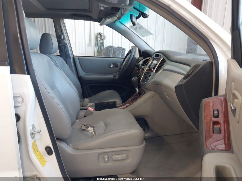 2004 Toyota Highlander VIN JTEDP21A340024388 IAAI salvage auction — UNKNOWN, Salvage (Utah), sold $125 on 2026-07-13 (photo 5)