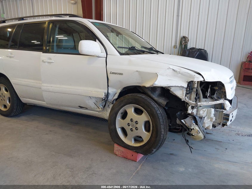 2004 Toyota Highlander VIN JTEDP21A340024388 IAAI salvage auction — UNKNOWN, Salvage (Utah), sold $125 on 2026-07-13 (photo 6)