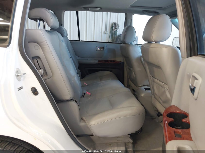 2004 Toyota Highlander VIN JTEDP21A340024388 IAAI salvage auction — UNKNOWN, Salvage (Utah), sold $125 on 2026-07-13 (photo 8)