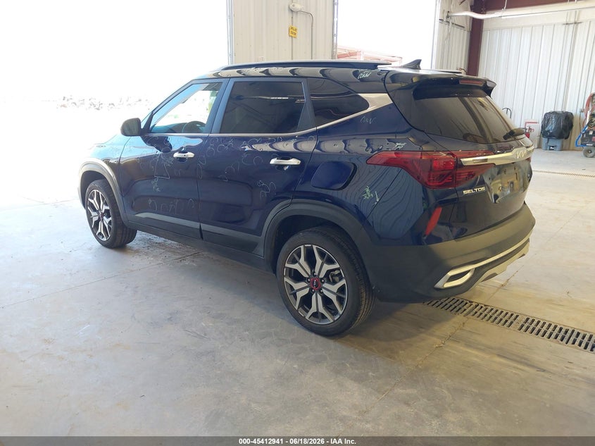 2023 Kia Seltos VIN KNDETCA20P7455379 IAAI salvage auction — UNKNOWN, Salvage Title, sold $6,600 on 2026-07-27 (photo 3)