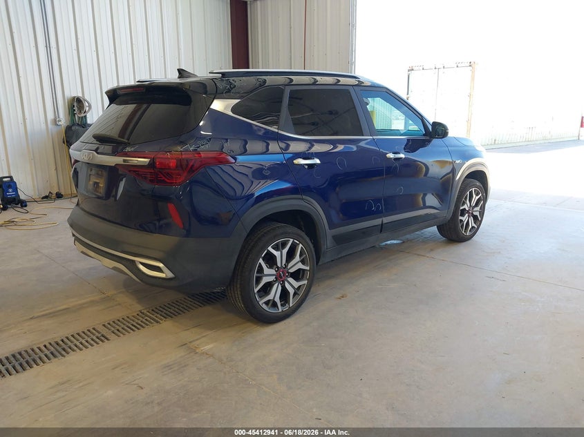 2023 Kia Seltos VIN KNDETCA20P7455379 IAAI salvage auction — UNKNOWN, Salvage Title, sold $6,600 on 2026-07-27 (photo 4)