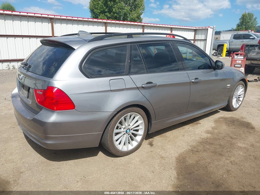 2010 BMW 3 series VIN WBAUU3C50AA540889 IAAI salvage auction — LEFT SIDE, Bill Of Sale (Washington), sold $625 on 2026-07-14 (photo 4)