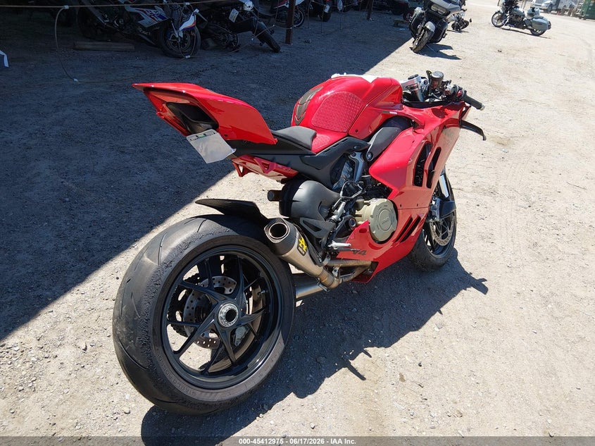 2024 Ducati Panigale VIN ZDMDAGWW3RB008361 IAAI salvage auction — FRONT END, Salvage (California), sold $7,400 on 2026-07-13 (photo 4)