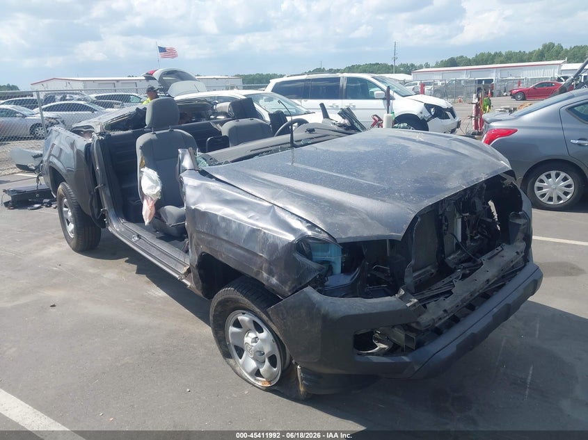 2018 Toyota Tacoma VIN 5TFRX5GN0JX117202 IAAI salvage auction — ROLLOVER, Salvage (North Carolina), sold $3,100 on 2026-07-15 (photo 1)