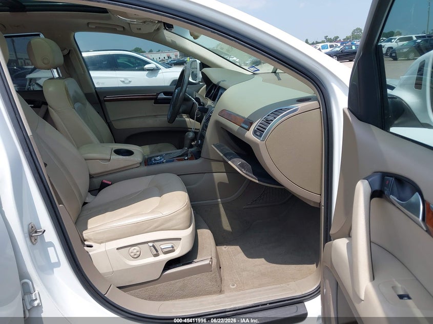 2010 Audi Q7 VIN WA1VYAFE3AD002255 IAAI salvage auction — NORMAL WEAR, Original (Texas), sold $275 on 2026-07-14 (photo 5)