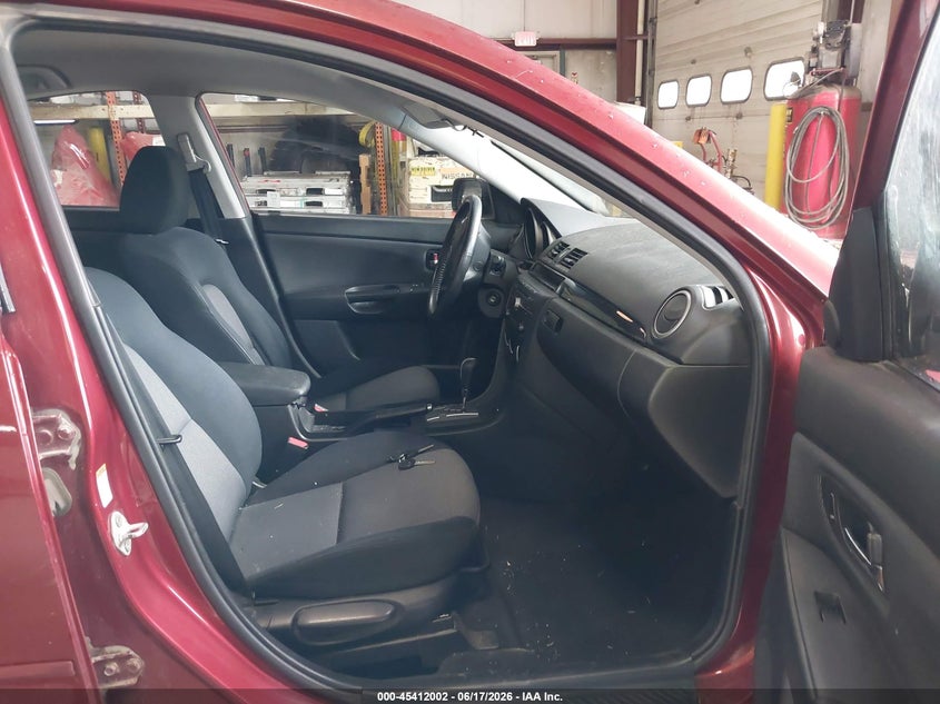 2009 Mazda 3 VIN JM1BK32F491216298 IAAI salvage auction — LEFT & RIGHT, Clear (Michigan), sold $550 on 2026-07-20 (photo 5)