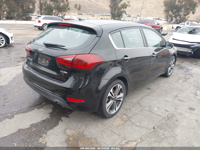2016 Kia Forte VIN KNAFX5A81G5526798 IAAI salvage auction — SIDE, Clear - Dealer Only (California), sold $1,500 on 2026-07-14 (photo 4)