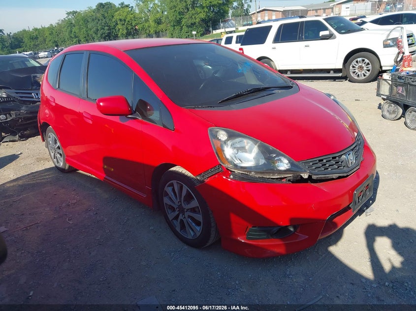 2013 Honda Fit VIN JHMGE8H53DC021491 IAAI salvage auction — FRONT & REAR, Clear (Tennessee), sold $1,450 on 2026-07-23 (photo 1)