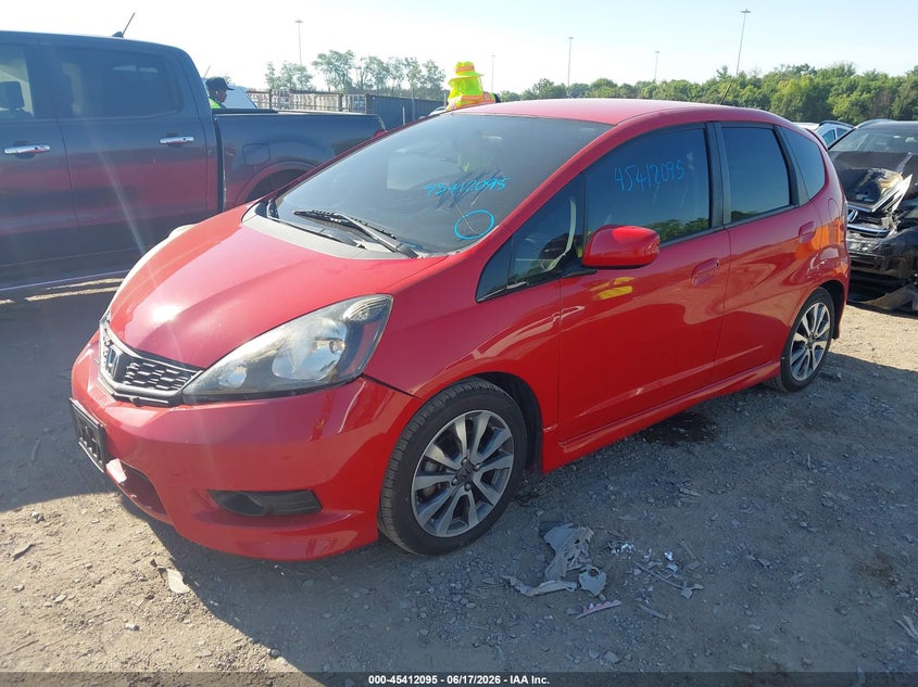 2013 Honda Fit VIN JHMGE8H53DC021491 IAAI salvage auction — FRONT & REAR, Clear (Tennessee), sold $1,450 on 2026-07-23 (photo 2)