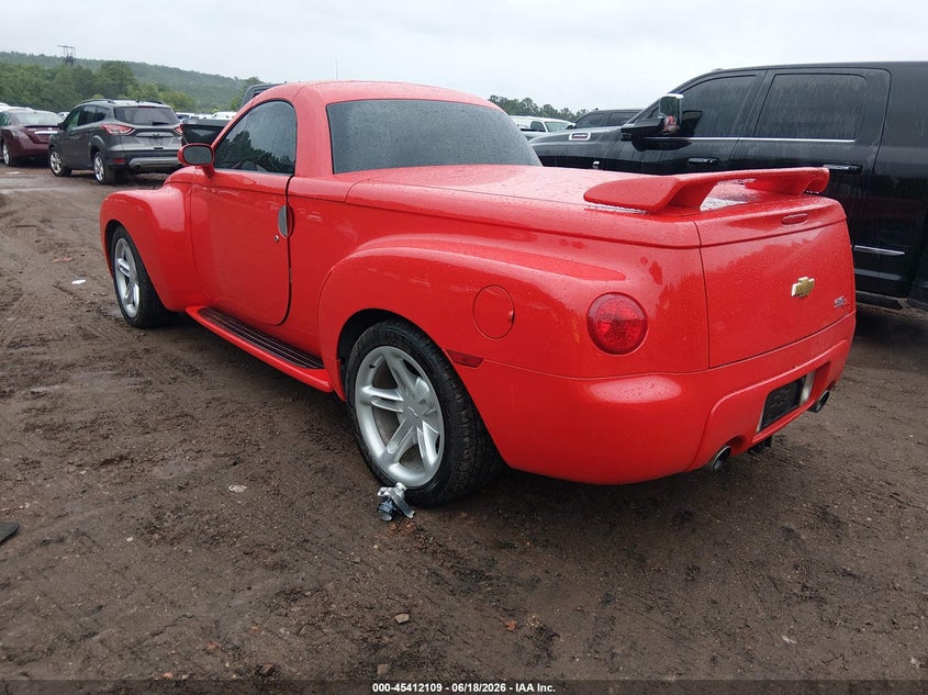 2004 Chevrolet Ssr VIN 1GCES14P44B109066 IAAI salvage auction — RIGHT SIDE, Salvage (Alabama), sold $925 on 2026-07-29 (photo 3)