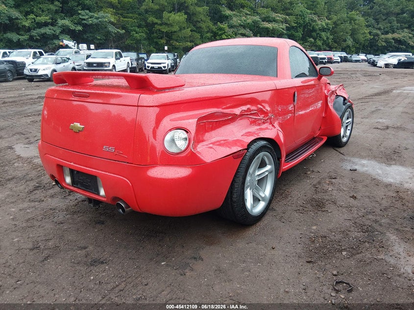 2004 Chevrolet Ssr VIN 1GCES14P44B109066 IAAI salvage auction — RIGHT SIDE, Salvage (Alabama), sold $925 on 2026-07-29 (photo 4)