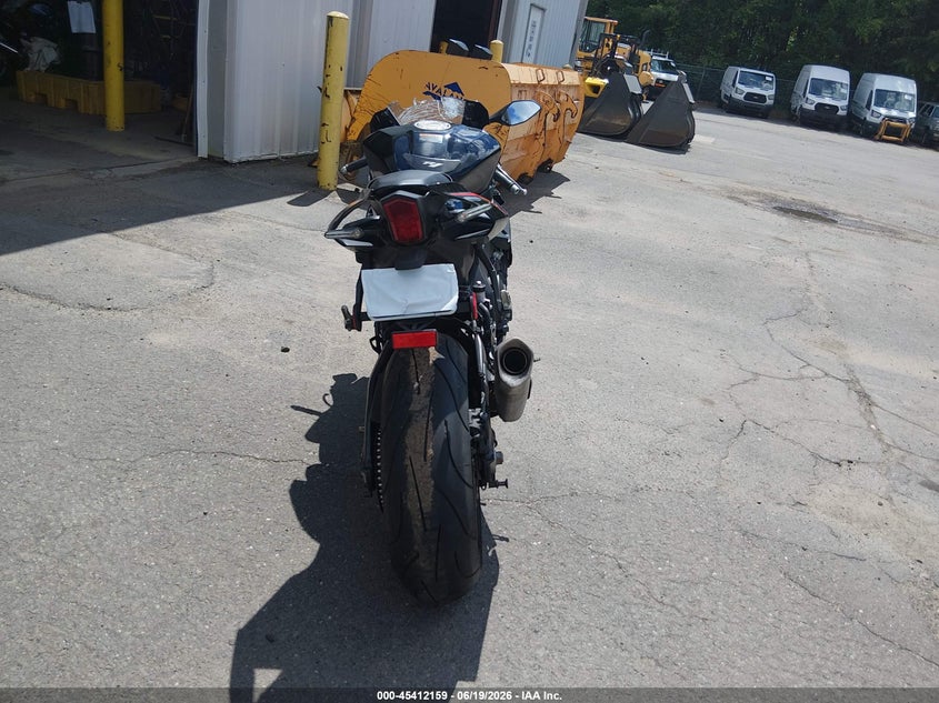 2017 Yamaha Yzf VIN JYARN39E0HA003183 IAAI salvage auction — LEFT & RIGHT, Salvage (Connecticut), sold $1,100 on 2026-07-28 (photo 6)