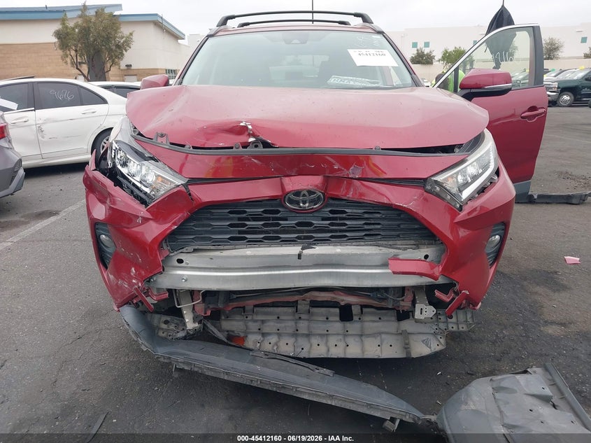 2019 Toyota Rav 4 VIN JTMW1RFV7KJ014568 IAAI salvage auction — FRONT END, Salvage Title, sold $4,850 on 2026-07-23 (photo 6)