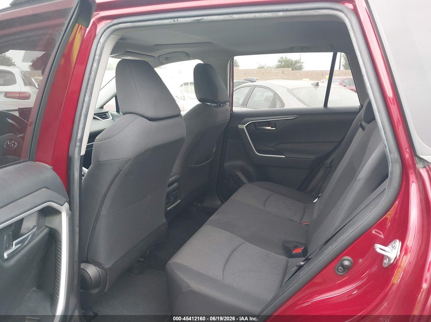 2019 Toyota Rav 4 VIN JTMW1RFV7KJ014568 IAAI salvage auction — FRONT END, Salvage Title, sold $4,850 on 2026-07-23 (photo 8)