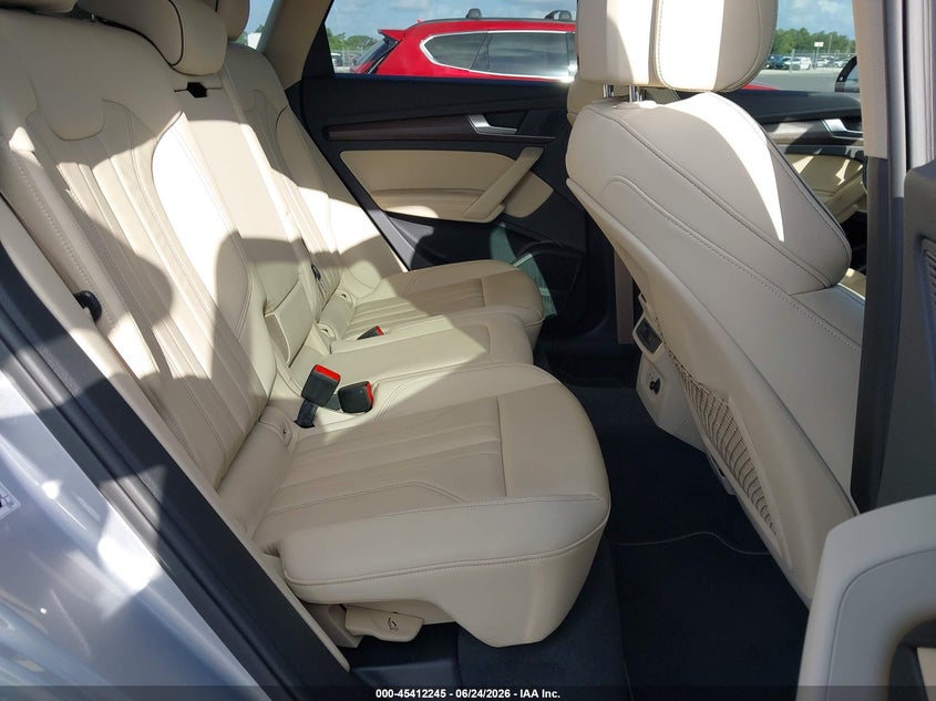 2024 Audi Q5 VIN WA1EAAFY6R2082799 IAAI salvage auction — NORMAL WEAR, Salvage Title, sold $17,700 on 2026-07-13 (photo 8)