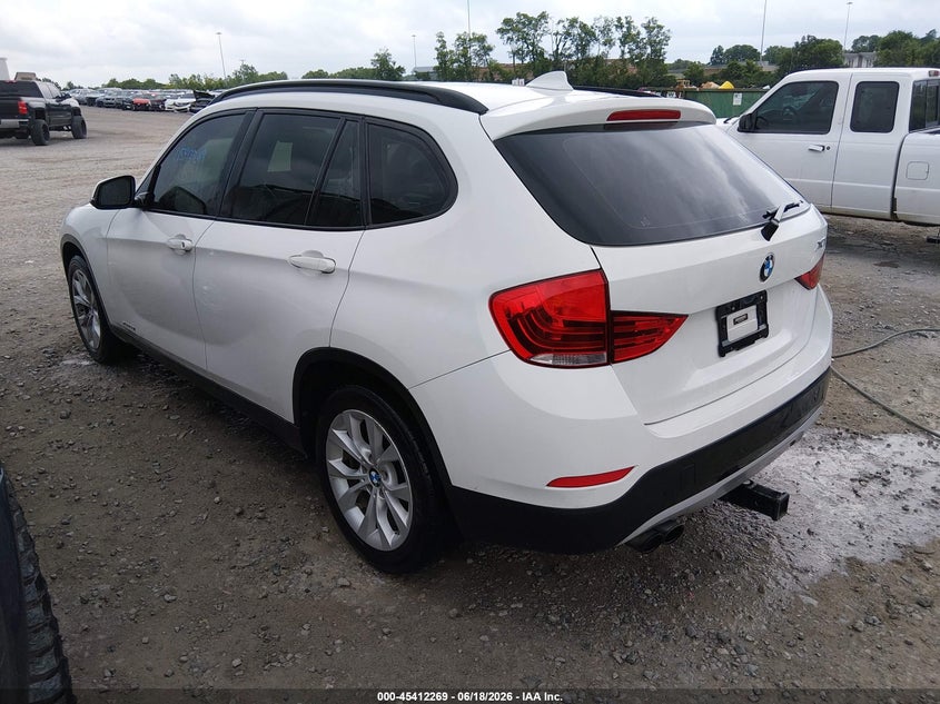 2014 BMW X1 VIN WBAVL1C59EVY22927 IAAI salvage auction — NORMAL WEAR, Clear (Tennessee), sold $125 on 2026-07-16 (photo 3)