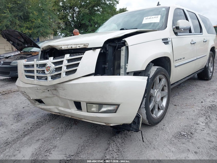 2014 Cadillac VIN 1GYS3HEF8ER225646 IAAI salvage auction — FRONT END, Salvage Title, sold $1,500 on 2026-07-23 (photo 6)