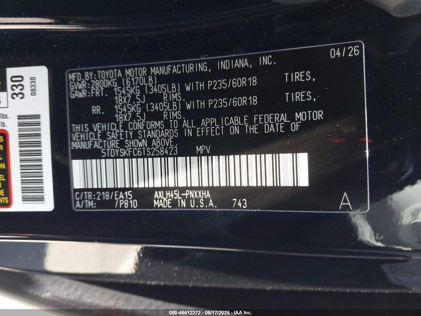 2026 Toyota Sienna VIN 5TDYSKFC6TS258423 IAAI salvage auction — RIGHT SIDE, Salvage Title, sold $38,500 on 2026-07-20 (photo 9)