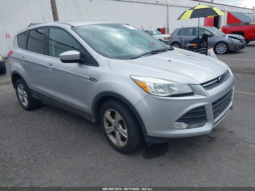 2016 Ford Escape VIN 1FMCU0GXXGUC35041 IAAI salvage auction — NORMAL WEAR, Clear-Dealer Only (Oregon), sold $1,150 on 2026-07-09 (photo 1)