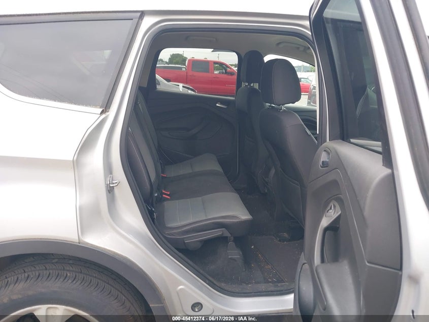 2016 Ford Escape VIN 1FMCU0GXXGUC35041 IAAI salvage auction — NORMAL WEAR, Clear-Dealer Only (Oregon), sold $1,150 on 2026-07-09 (photo 8)