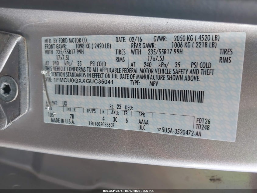 2016 Ford Escape VIN 1FMCU0GXXGUC35041 IAAI salvage auction — NORMAL WEAR, Clear-Dealer Only (Oregon), sold $1,150 on 2026-07-09 (photo 9)