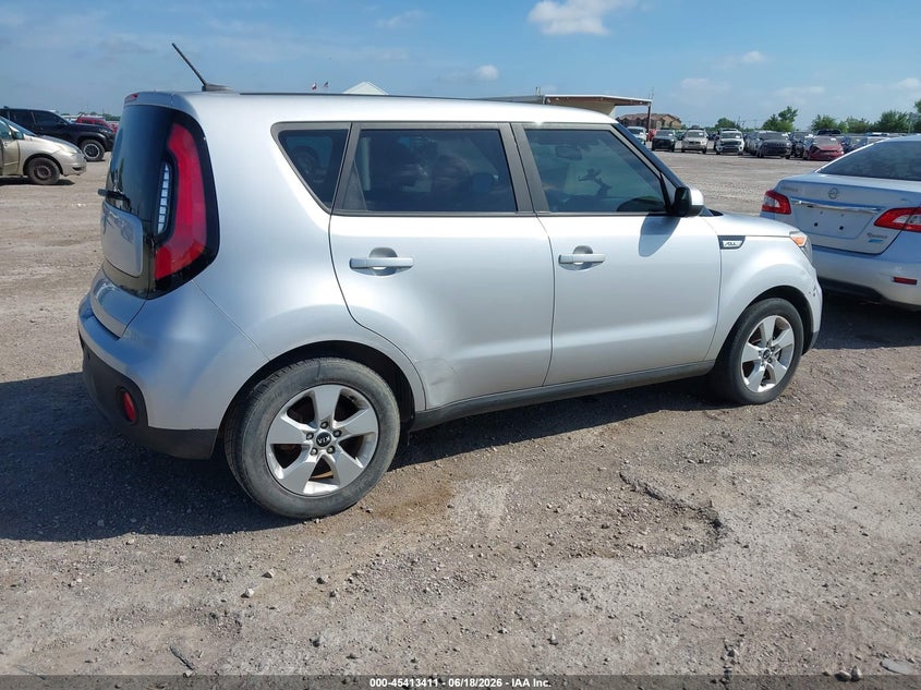 2017 Kia Soul VIN KNDJN2A28H7493107 IAAI salvage auction — NORMAL WEAR, Original (Texas), sold $1,125 on 2026-07-29 (photo 4)