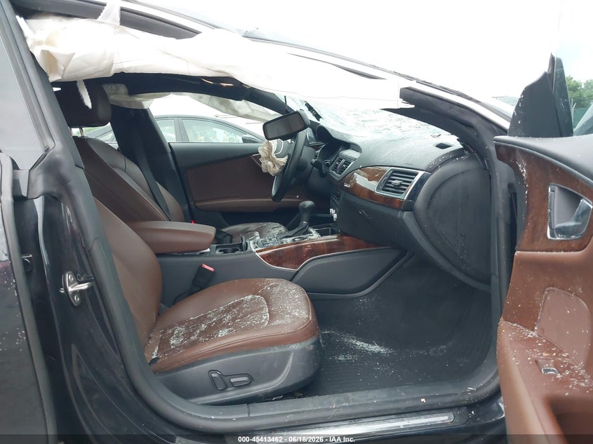 2014 Audi A7 VIN WAUWGAFC6EN084670 IAAI salvage auction — ELECTRICAL, Salvage (Pennsylvania), sold $1,300 on 2026-07-24 (photo 5)