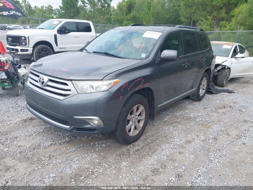 2013 Toyota Highlander VIN 5TDZK3EH2DS115753 IAAI salvage auction — ALL OVER, Salvage Title, sold $3,850 on 2026-07-16 (photo 2)