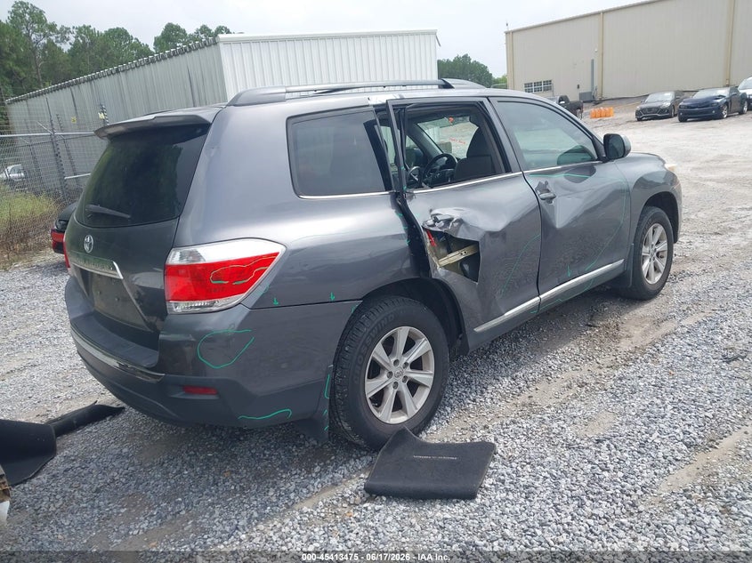 2013 Toyota Highlander VIN 5TDZK3EH2DS115753 IAAI salvage auction — ALL OVER, Salvage Title, sold $3,850 on 2026-07-16 (photo 4)