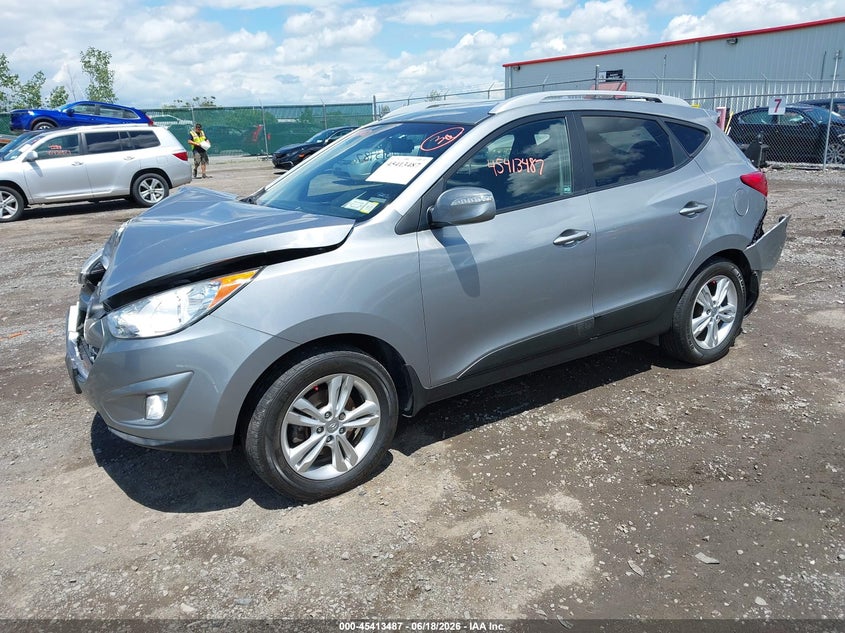 2013 Hyundai Tucson VIN KM8JUCAC0DU729287 IAAI salvage auction — FRONT & REAR, Salvage Title, sold $1,100 on 2026-07-09 (photo 2)