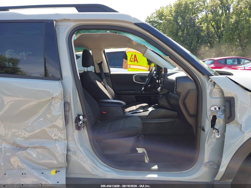2024 Ford Bronco sport VIN 3FMCR9B68RRE95761 IAAI salvage auction — SIDE, Salvage Title, sold $8,100 on 2026-08-01 (photo 5)