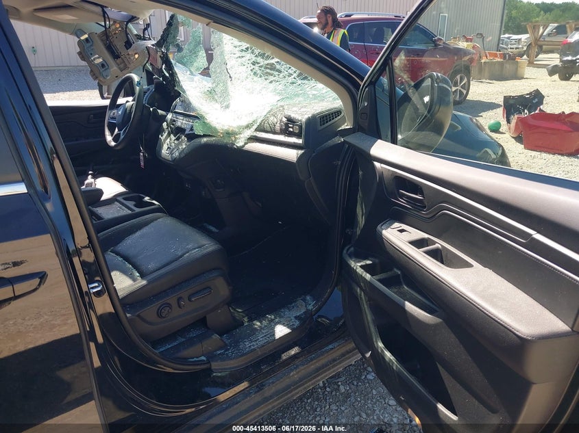 2026 Honda Odyssey VIN 5FNRL6H60TB023133 IAAI salvage auction — LEFT FRONT, Salvage Title, sold $13,600 on 2026-07-29 (photo 5)