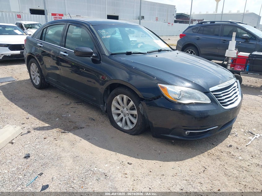 2014 Chrysler 200 VIN 1C3CCBCG1EN100261 IAAI salvage auction — SIDE, Wait Title, sold $975 on 2026-08-30 (photo 1)