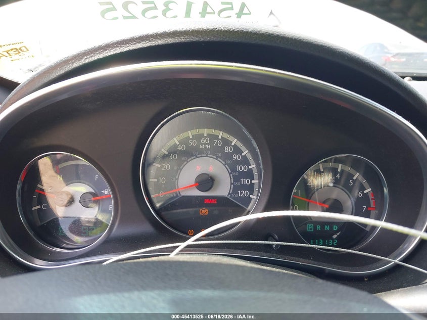 2014 Chrysler 200 VIN 1C3CCBCG1EN100261 IAAI salvage auction — SIDE, Wait Title, sold $975 on 2026-08-30 (photo 7)