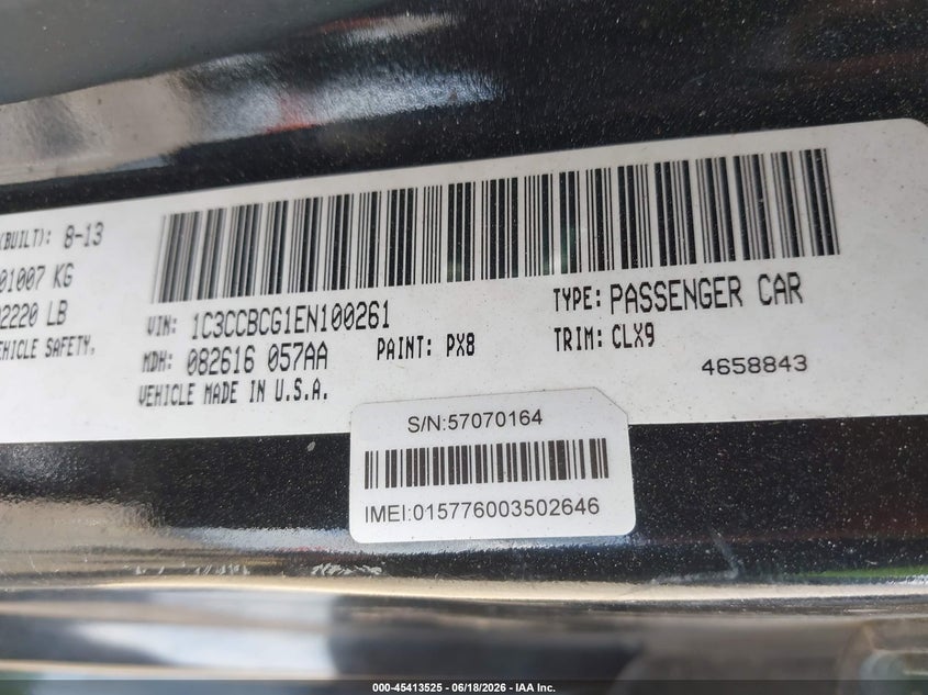 2014 Chrysler 200 VIN 1C3CCBCG1EN100261 IAAI salvage auction — SIDE, Wait Title, sold $975 on 2026-08-30 (photo 9)