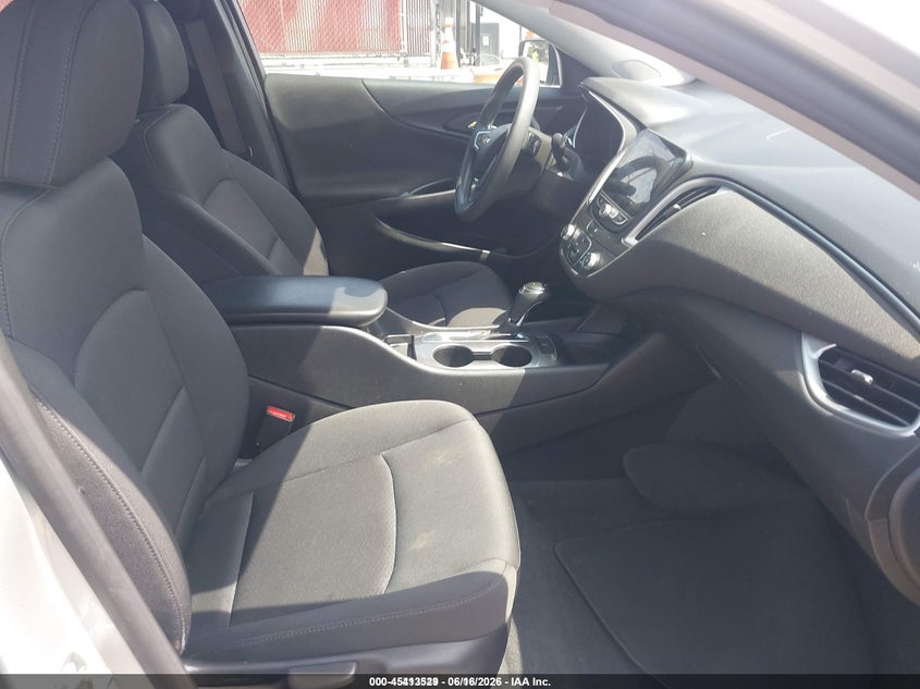 2020 Chevrolet Malibu VIN 1G1ZC5ST3LF133235 IAAI salvage auction — RIGHT SIDE, SF97 (California), sold $10,100 on 2026-07-29 (photo 5)