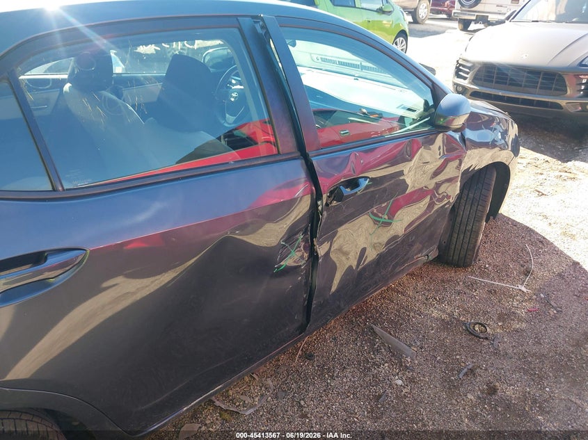 2014 Toyota Corolla VIN 5YFBURHE1EP010051 IAAI salvage auction — RIGHT SIDE, Clear (Indiana), sold $1,650 on 2026-07-22 (photo 6)