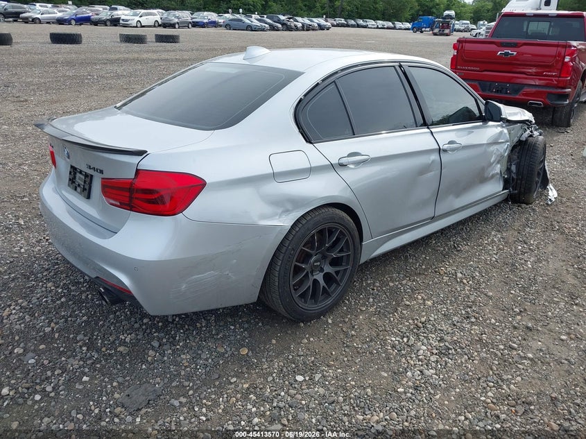 2018 BMW 3er VIN WBA8B7G57JNU94835 IAAI salvage auction — FRONT & REAR, Salvage Title, sold $5,800 on 2026-08-11 (photo 4)