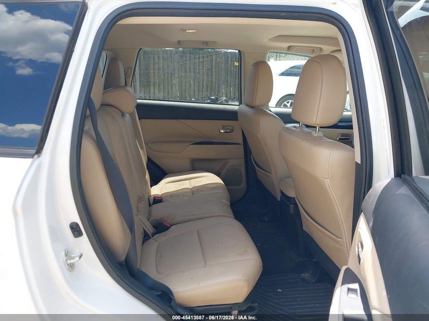 2016 Mitsubishi Outlander VIN JA4AZ3A36GZ008110 IAAI salvage auction — RIGHT FRONT, Clear (Virginia), sold $2,950 on 2026-07-06 (photo 8)