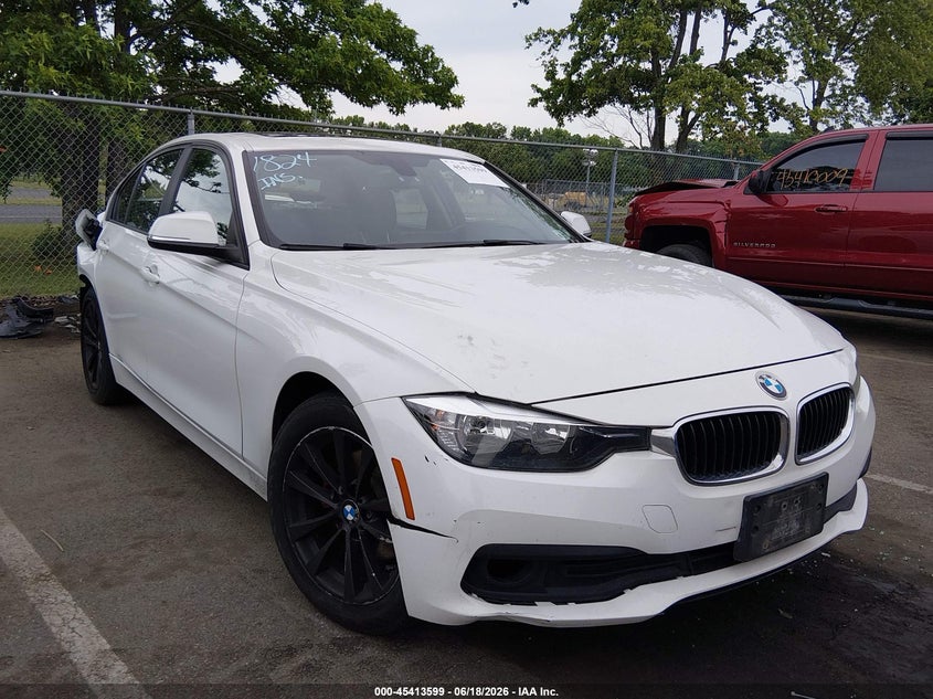 2017 BMW 3er VIN WBA8E5G32HNU43747 IAAI salvage auction — REAR END, Salvage (New Jersey), sold $1,600 on 2026-08-03 (photo 1)