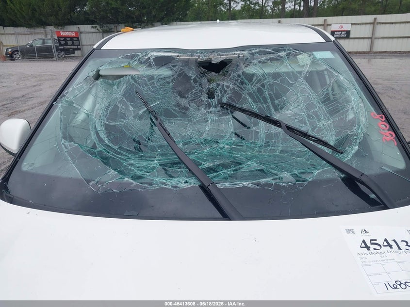 2026 Kia Seltos VIN KNDEP2AA0T7870606 IAAI salvage auction — SIDE, Salvage Title, sold $2,500 on 2026-07-22 (photo 6)