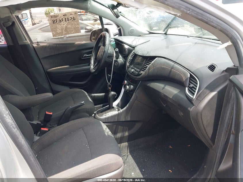 2018 Chevrolet Trax VIN KL7CJNSB4JB716859 IAAI salvage auction — ROLLOVER, Salvage (California), sold $1,350 on 2026-07-14 (photo 5)