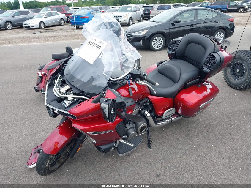 2018 Yamaha Xv VIN JYAVP38Y0JA000312 IAAI salvage auction — FRONT END, Salvage (Illinois), sold $825 on 2026-07-29 (photo 2)