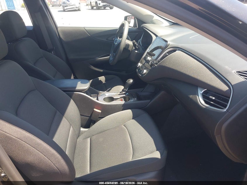 2020 Chevrolet Malibu VIN 1G1ZC5ST0LF011125 IAAI salvage auction — FRONT END, SF97 (California), sold $12,700 on 2026-07-29 (photo 5)