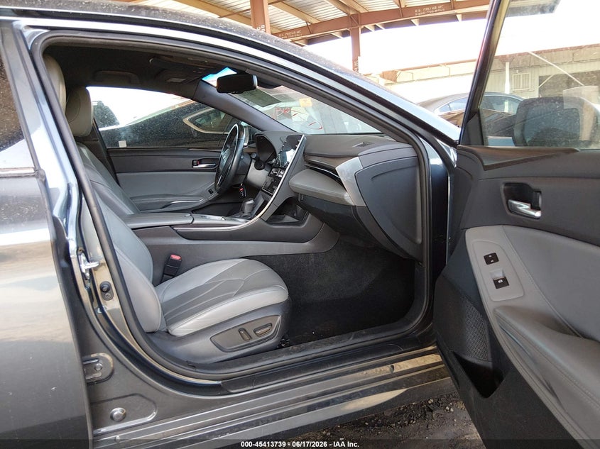 2022 Toyota Avalon VIN 4T1JZ1FB7NU075878 IAAI salvage auction — REAR END, Salvage Title, sold $11,300 on 2026-07-21 (photo 5)