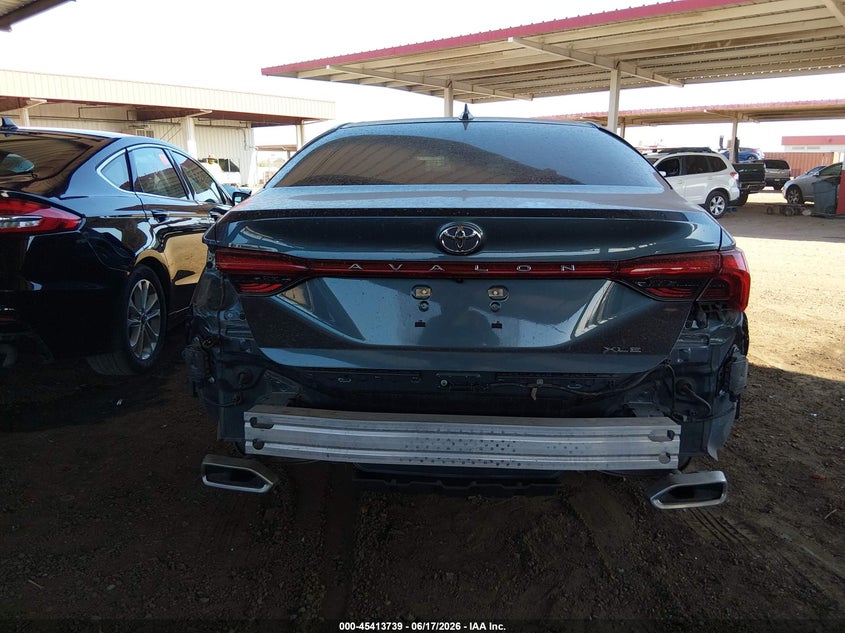 2022 Toyota Avalon VIN 4T1JZ1FB7NU075878 IAAI salvage auction — REAR END, Salvage Title, sold $11,300 on 2026-07-21 (photo 6)