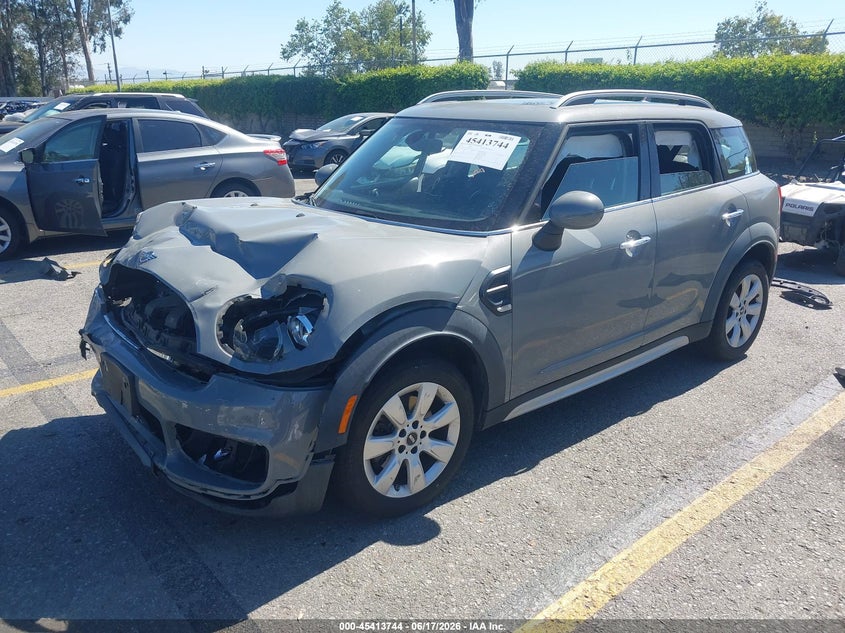 2019 Mini Countryman VIN WMZYS7C57K3F45257 IAAI salvage auction — RIGHT FRONT, Salvage Title, sold $1,700 on 2026-08-04 (photo 2)